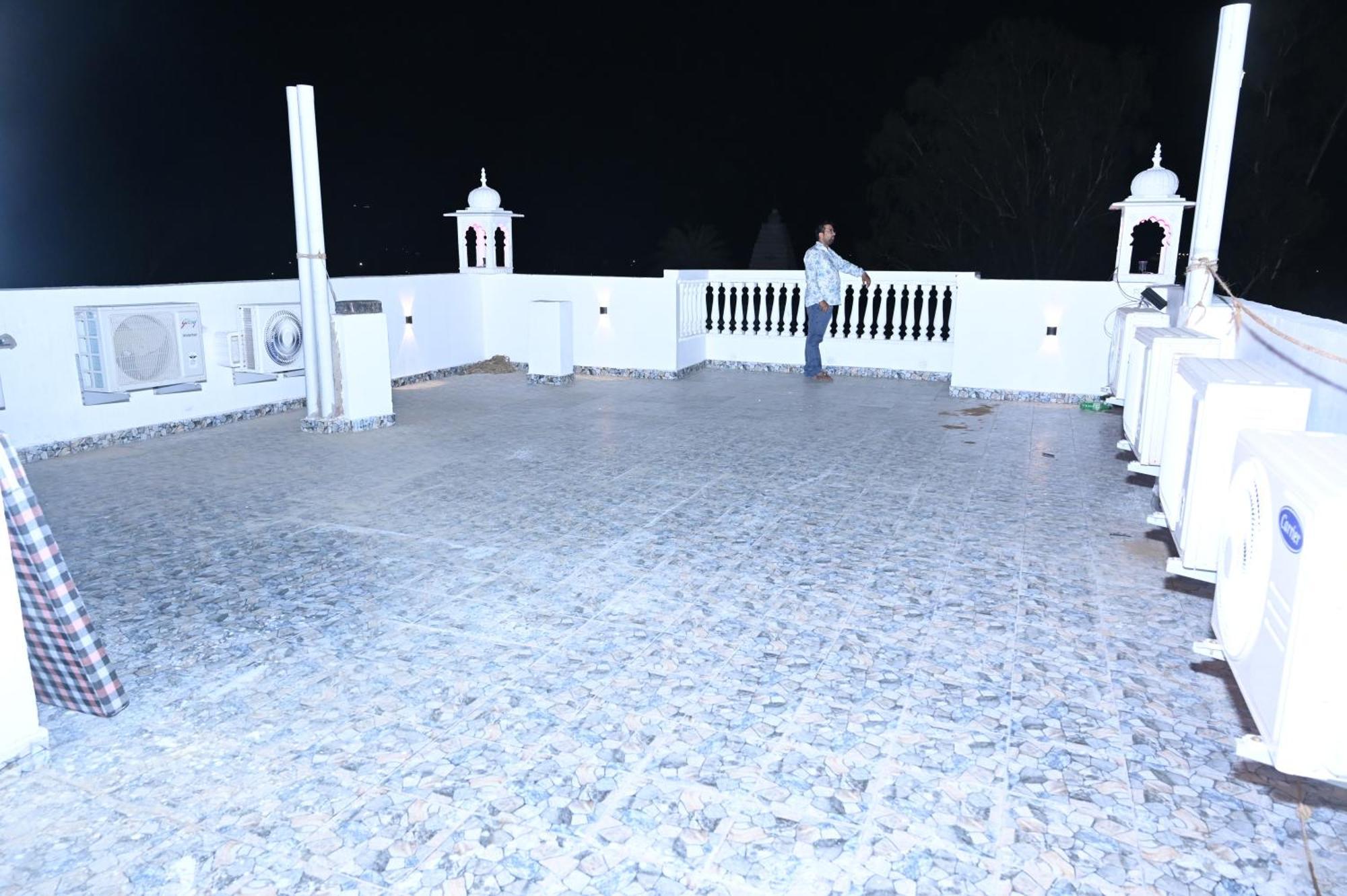 Hotel Moon Mahal Jaipur Bagian luar foto